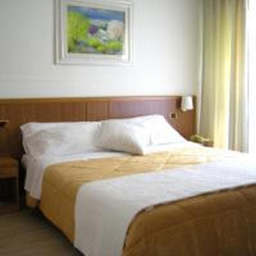 Hotel De La Ville Central Латина Екстер'єр фото