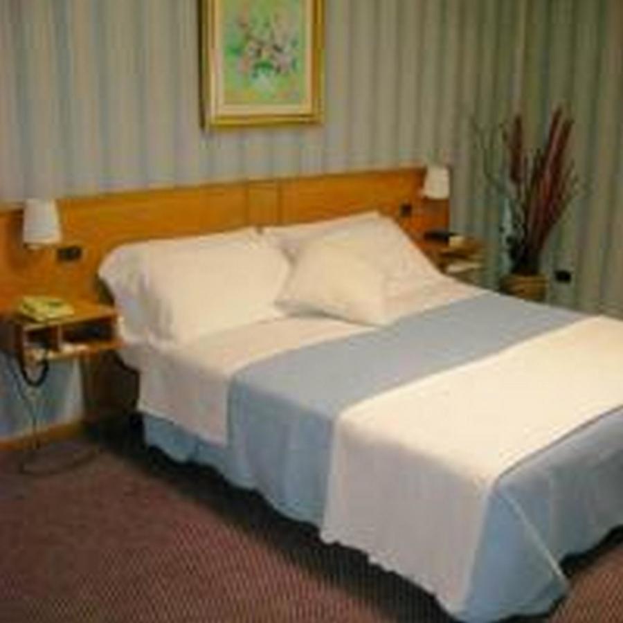 Hotel De La Ville Central Латина Екстер'єр фото