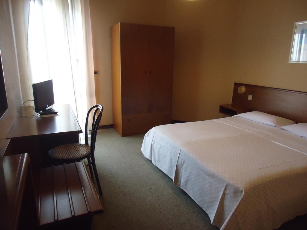 Hotel De La Ville Central Латина Екстер'єр фото
