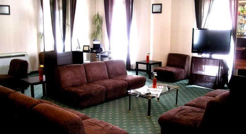 Hotel De La Ville Central Латина Екстер'єр фото